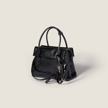 Solitaire bag in shiny leather